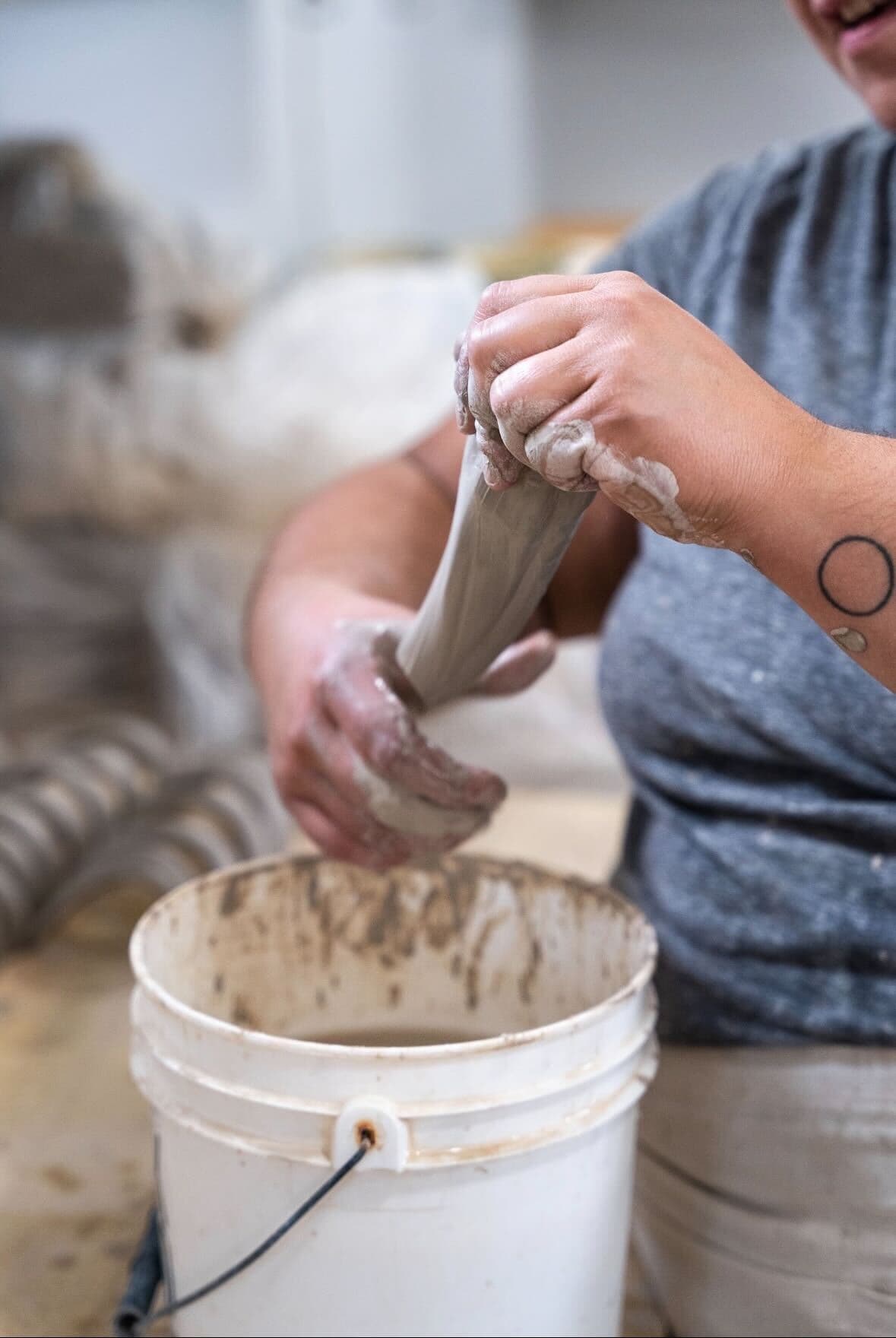 Pulling Handles with Olivia Gibb — Master Mug Handles at BHCS South, Philadelphia Workshop