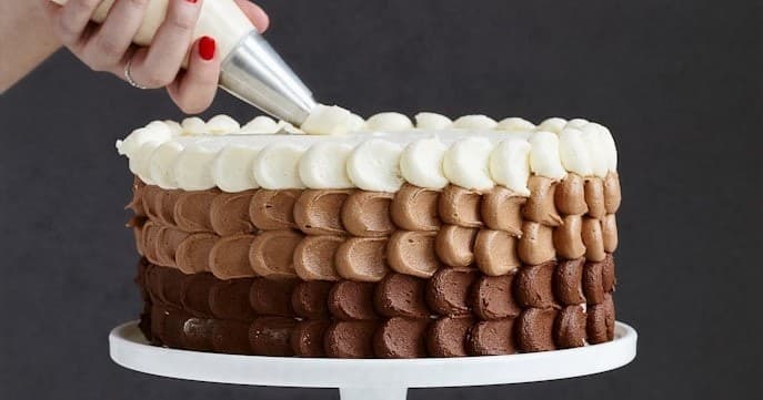 Master the Art of Cake Decorating: Hands-On Beginners Class in Burnaby
