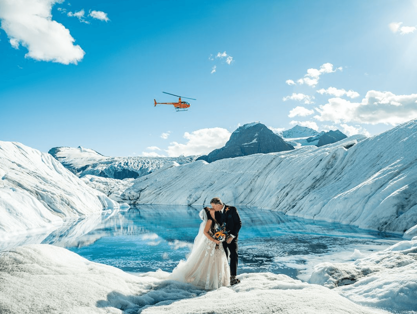 Glacier Helicopter Elopement: 4-Hour R44 Experience from Palmer, Alaska