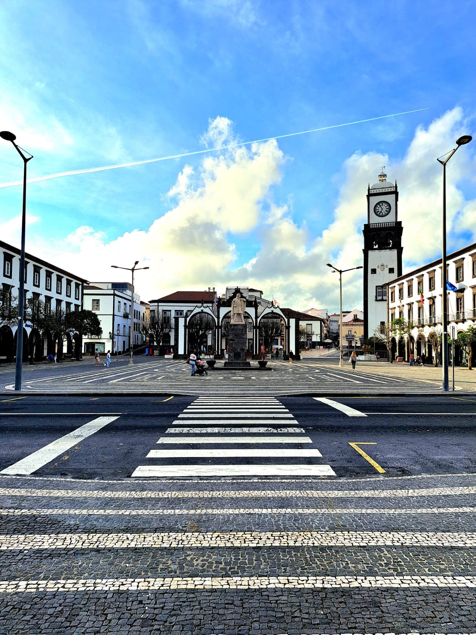 Ponta Delgada City Walk Tours with Flow Tours