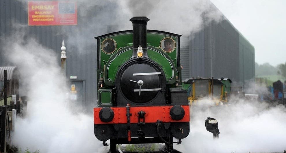 Breakfast on the Rails: Vintage Train Dining Through the Yorkshire Dales photo 1