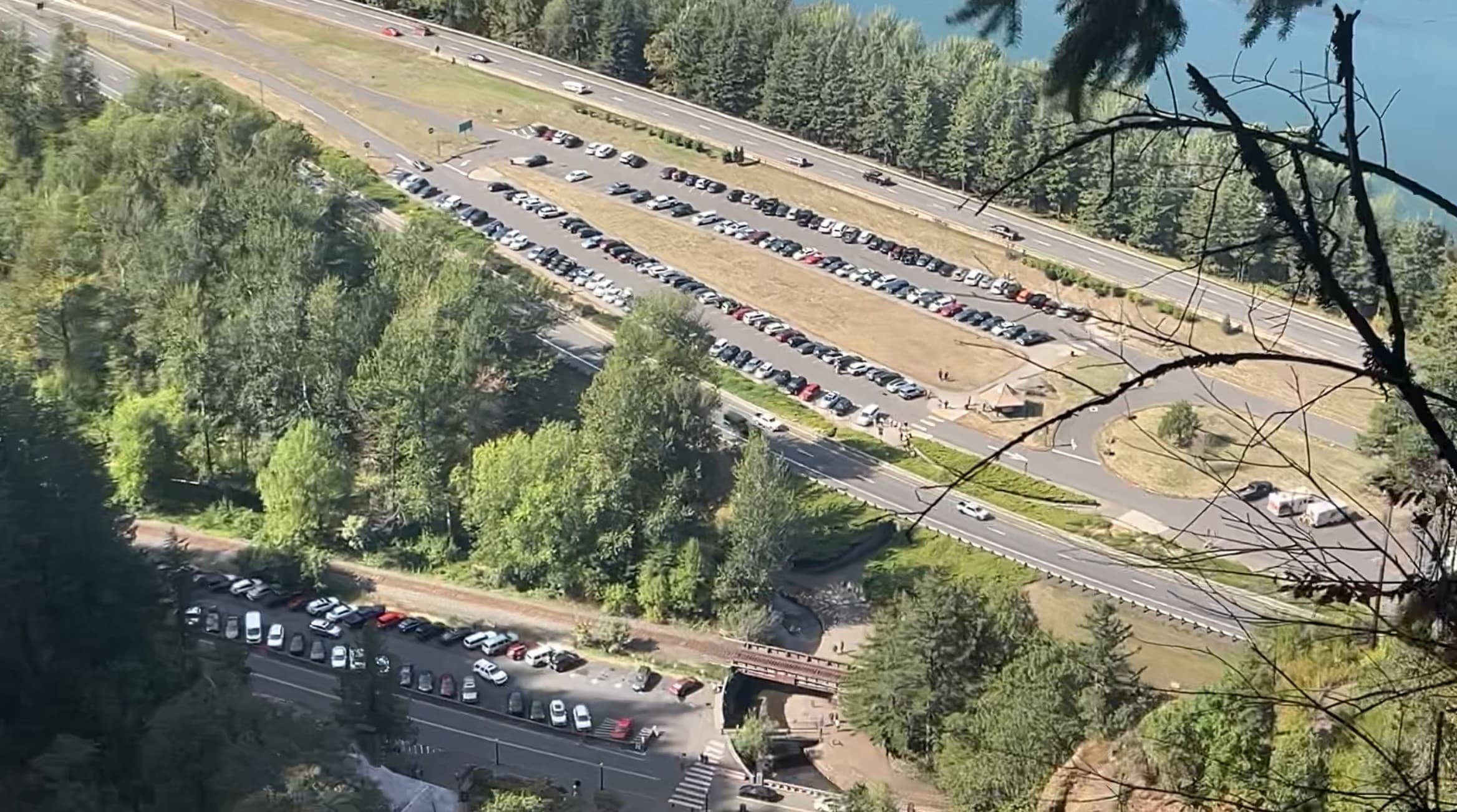 Portland to Multnomah Falls Shuttle — Direct Ride from Downtown to the Gorge photo 4