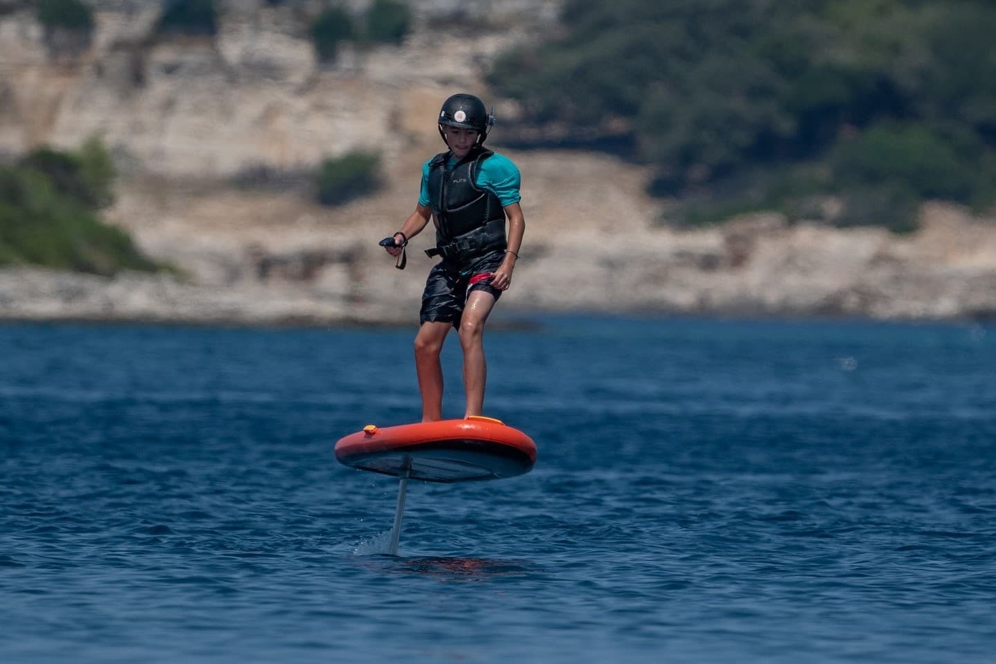 Flitecell Rental: Rent a Fully Charged Flitecell in Pula for Efoil Adventures