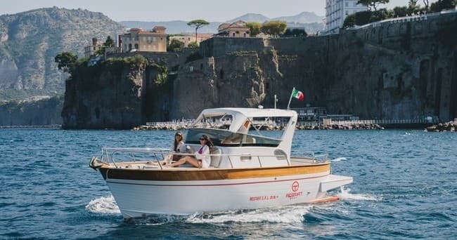 Water-Activities in Sorrento Coast with POLLIO FAMILY