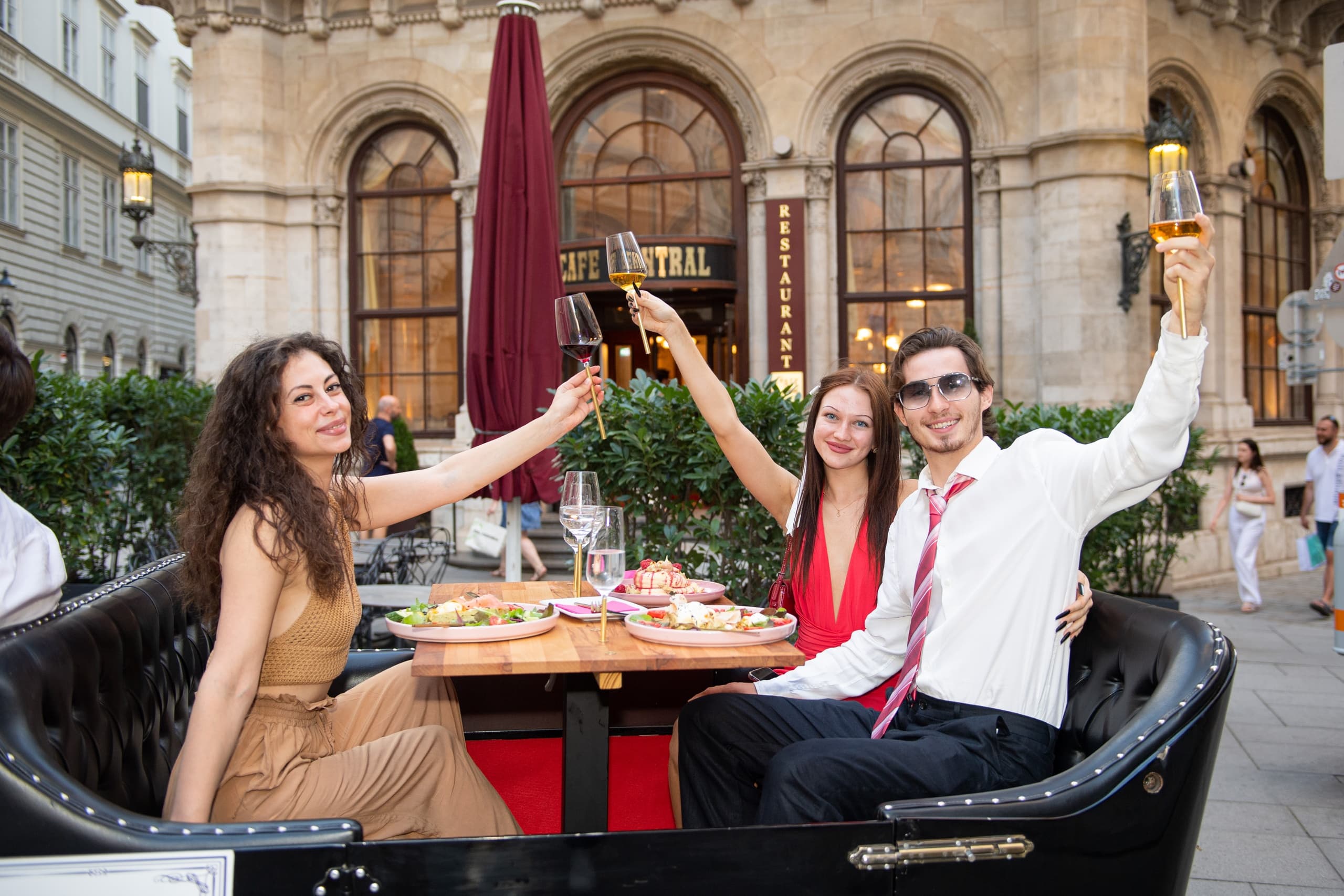 Urban Food & Sightseeing in Vienna with Ring Tours GmbH