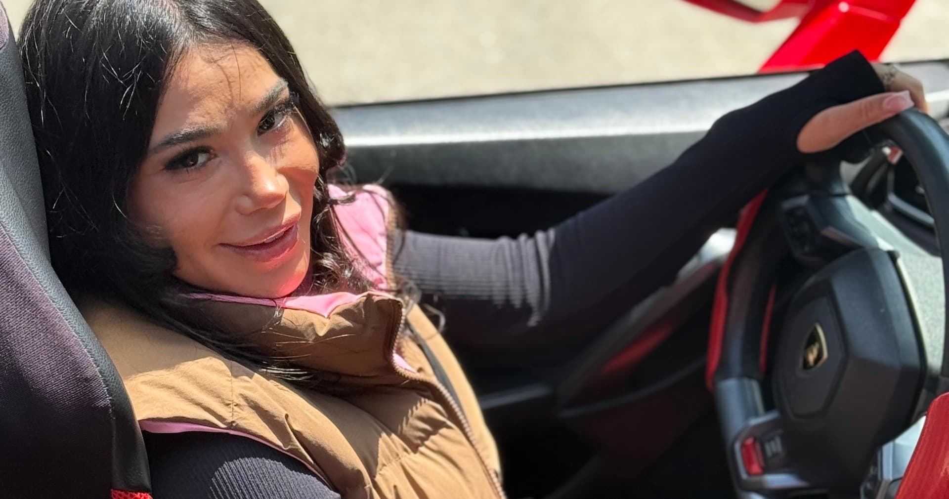 20-Minute Lamborghini Huracán Spyder Experience on the Embarcadero, San Francisco photo 2