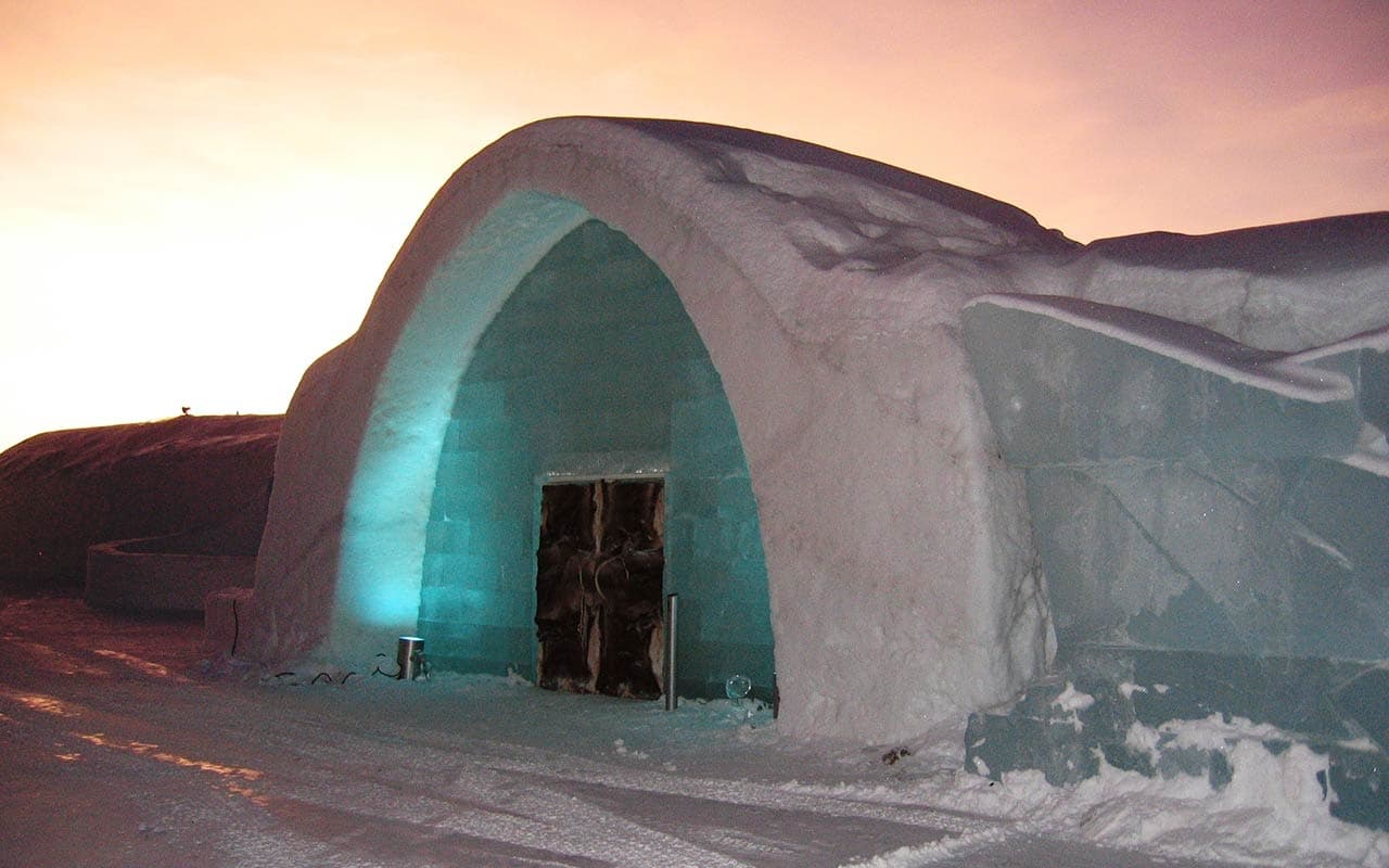 Icehotel Self-Guided Tour with Kiruna Guidetur in Sweden