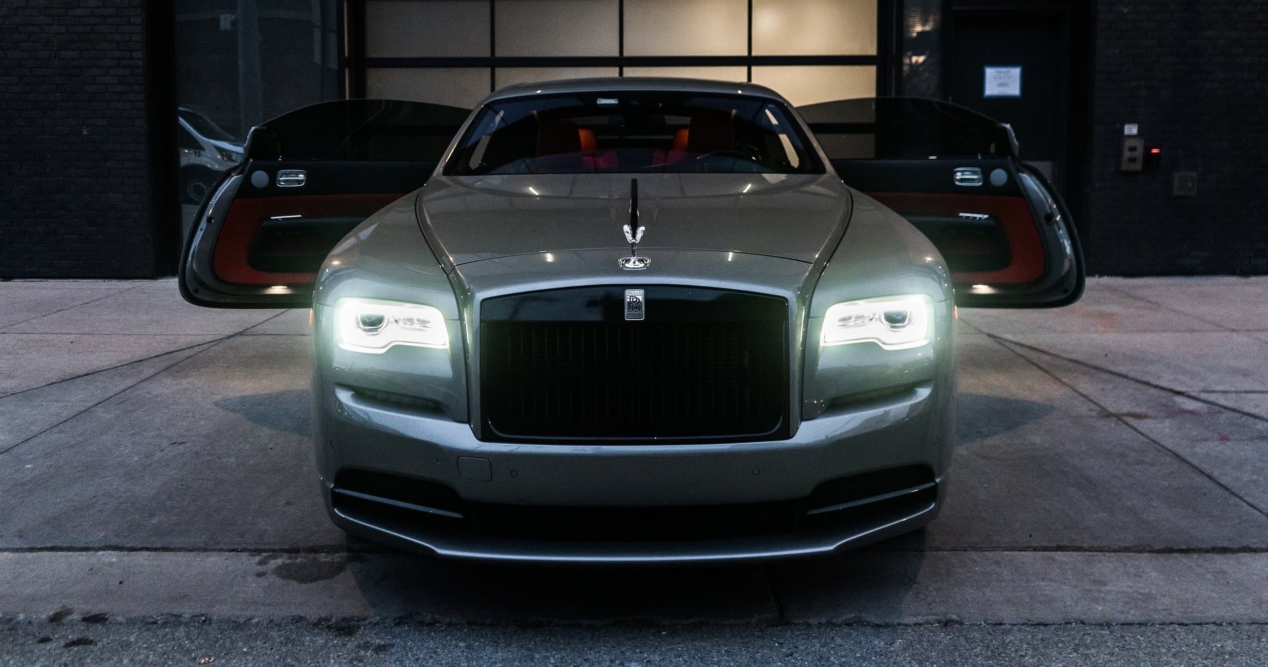 Luxury Car Rental: Rolls-Royce Wraith Experience in Your Area