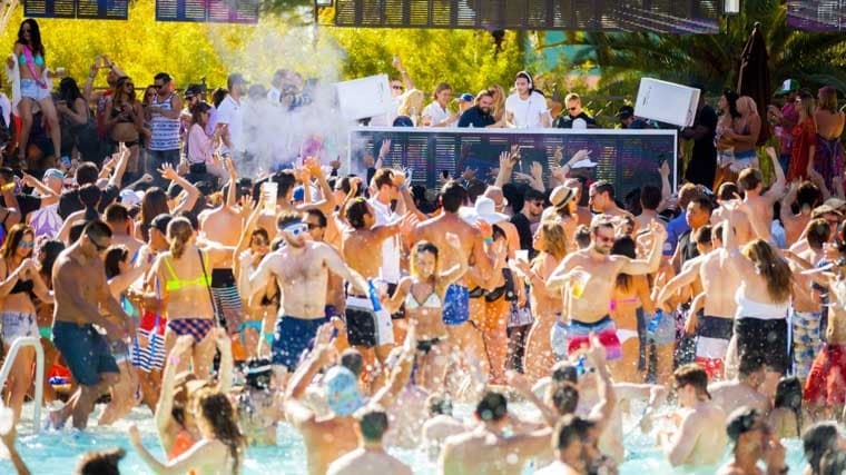 EDM Pool Crawl Party with Supreme Club Tours in Las Vegas