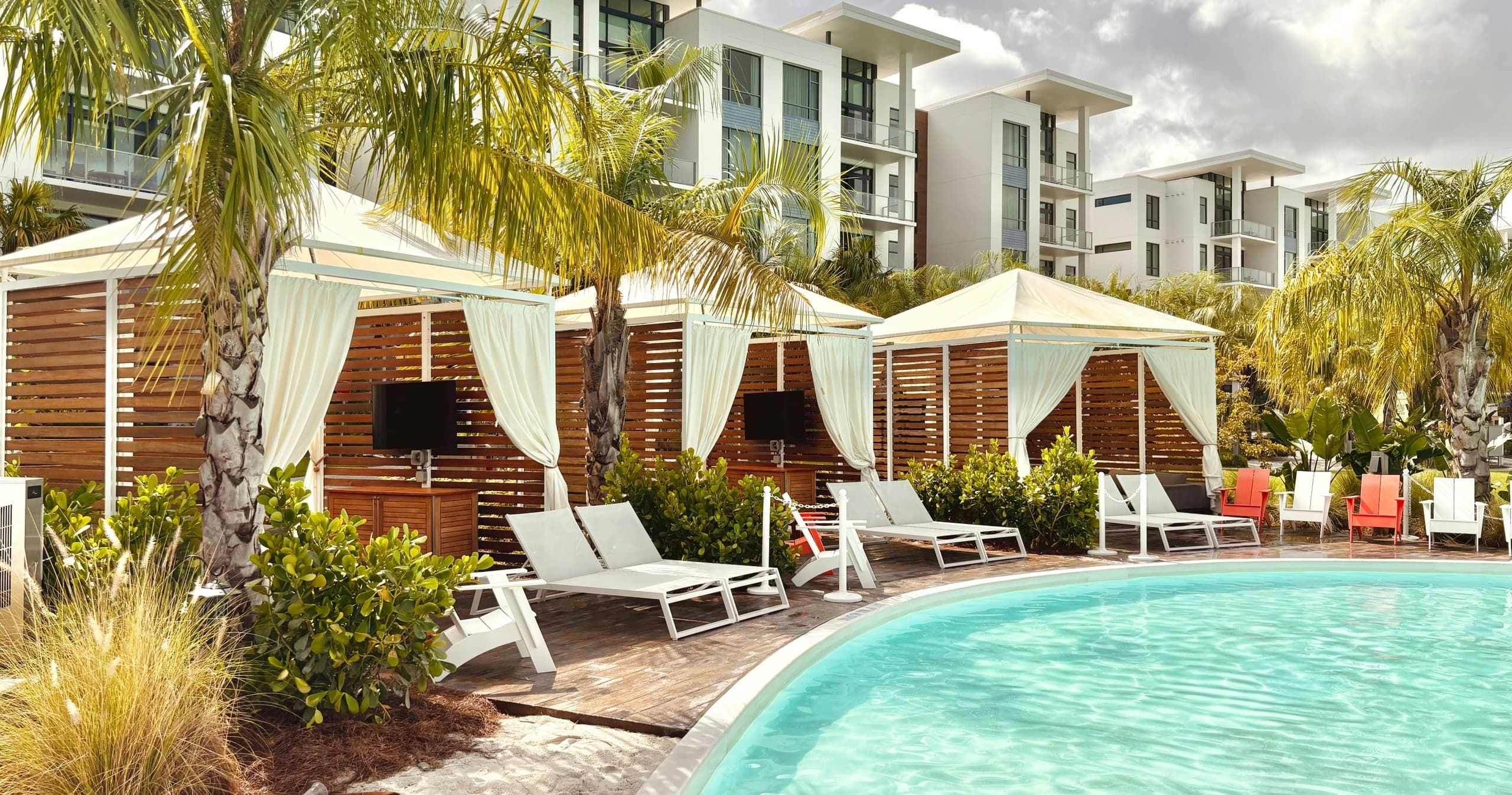 Conrad Orlando Lagoon Cabanas: Private Beach Relaxation