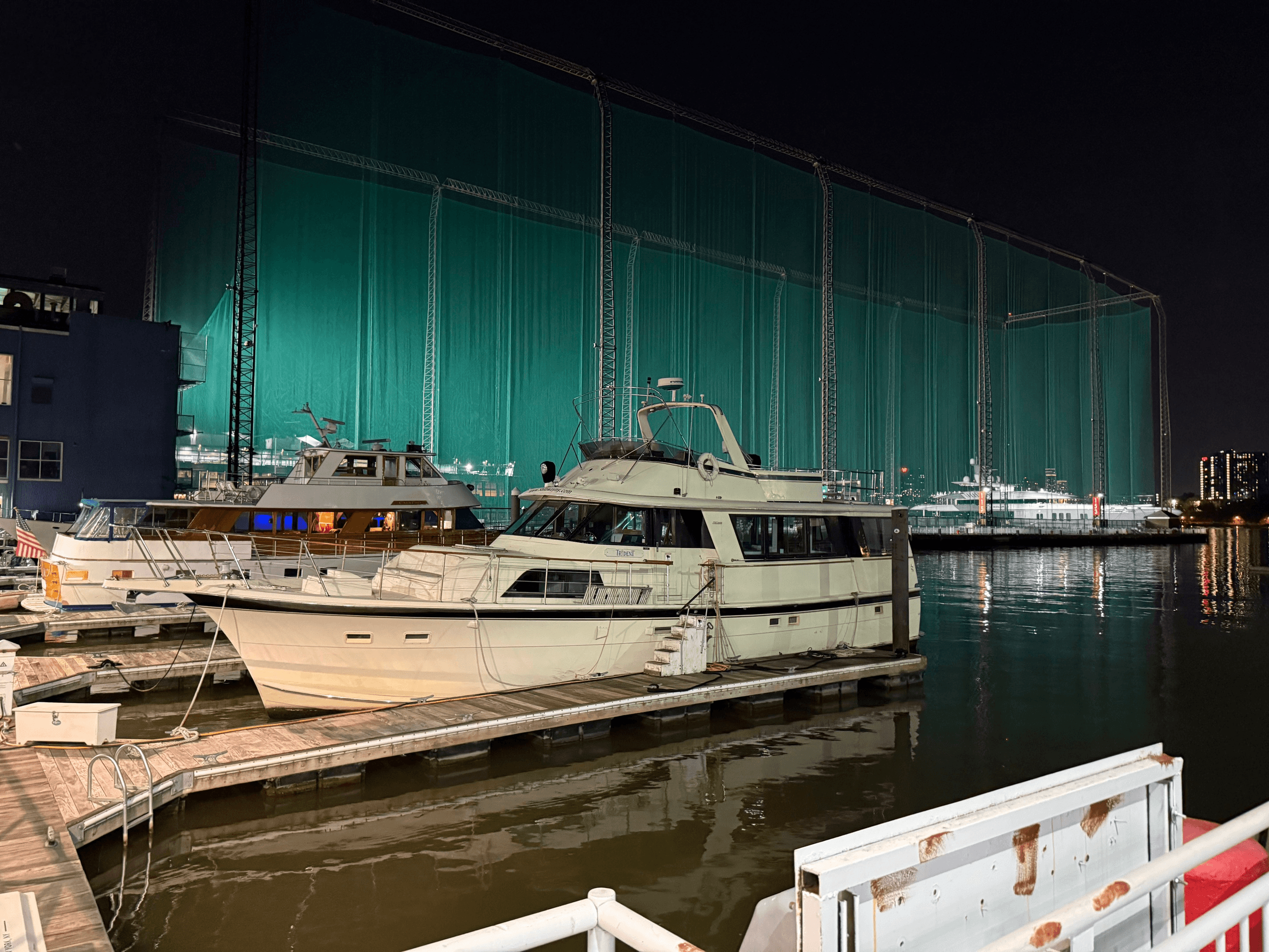 Motor Yacht Charters at SailawayNY: Set Sail in New York