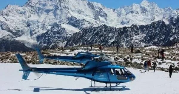 Helicopter Glacier Tours with Glacier Country Helicopters
