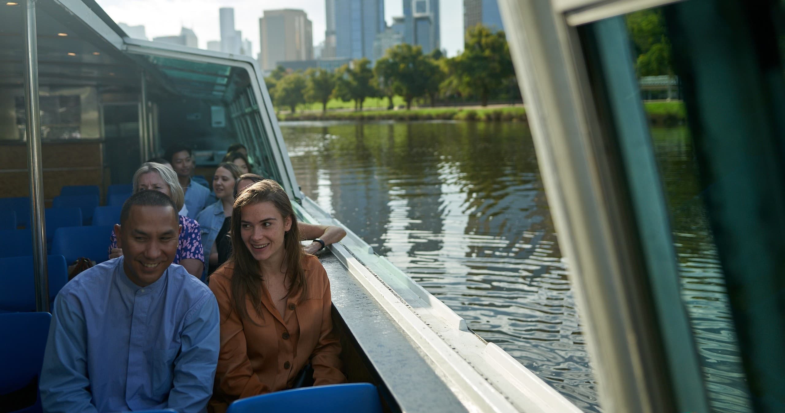Melbourne River Cruises: Williamstown to City Ferry Journey