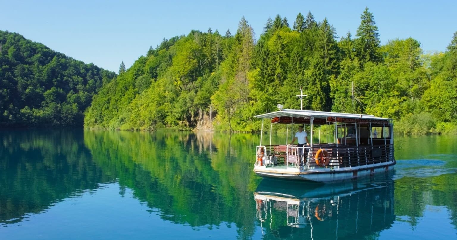 Outdoor Adventure: Waterworld d.o.o. Private Tour of Plitvice Lakes & Zadar