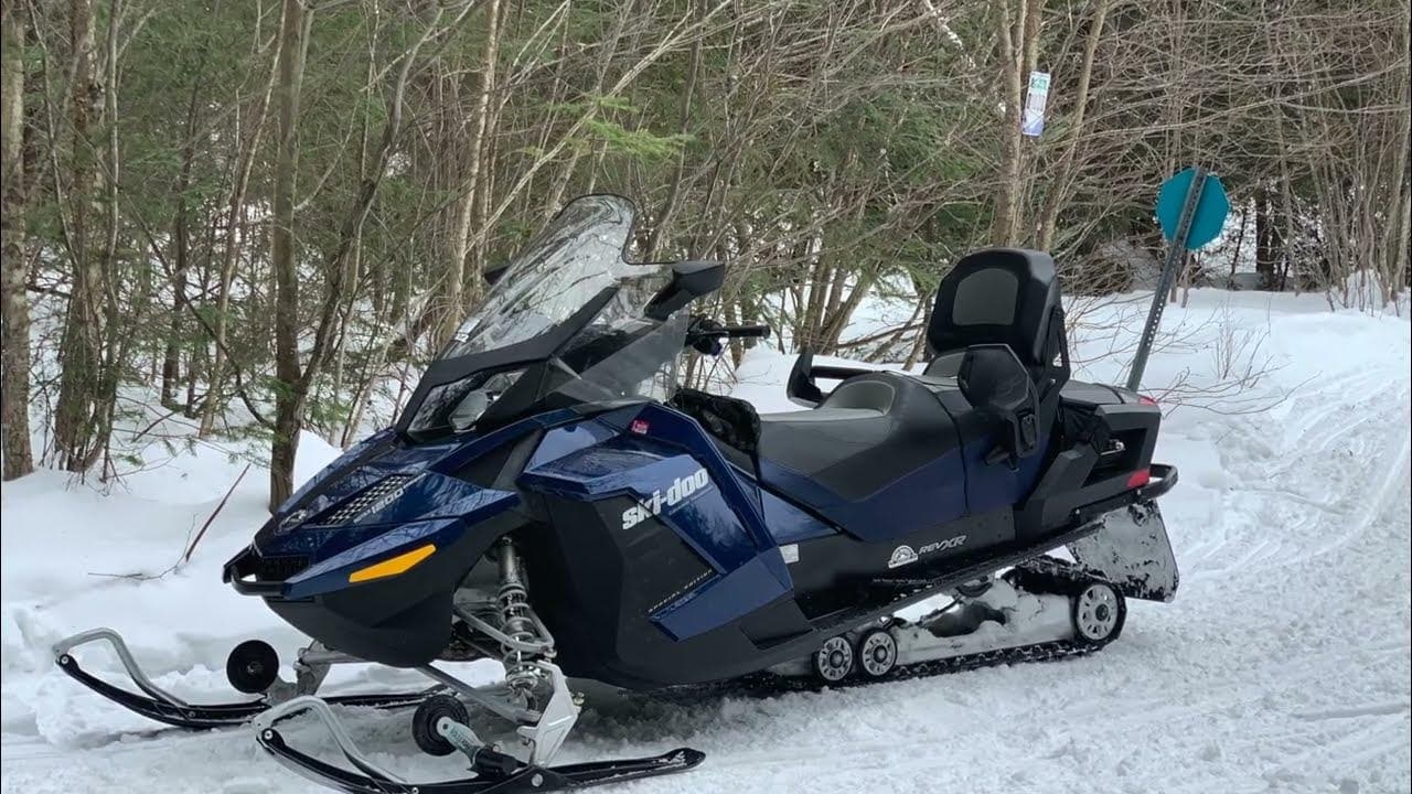 SkiDoo Grand Touring 1200: Dorset Snowmobile Rentals for Touring the Canadian Shield