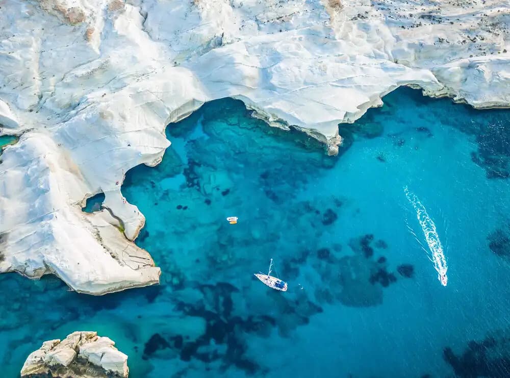Private Full-Day Sail Around Milos and Polyegos: Kleftiko, Sykia Cave & Blue Lagoon