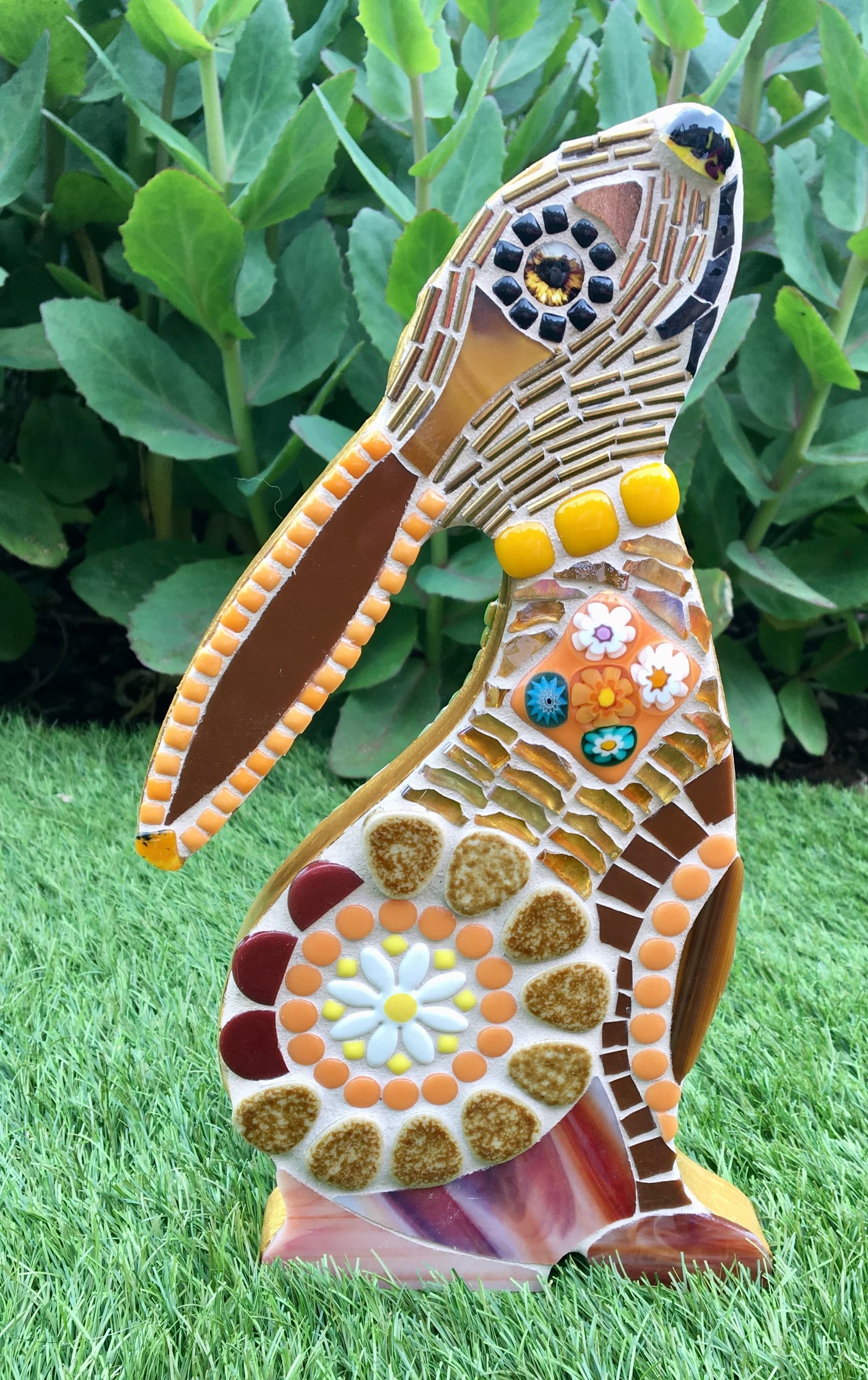 Make a Cotswold Hare Mosaic: Full-Day Workshop in Broadway, England photo 2