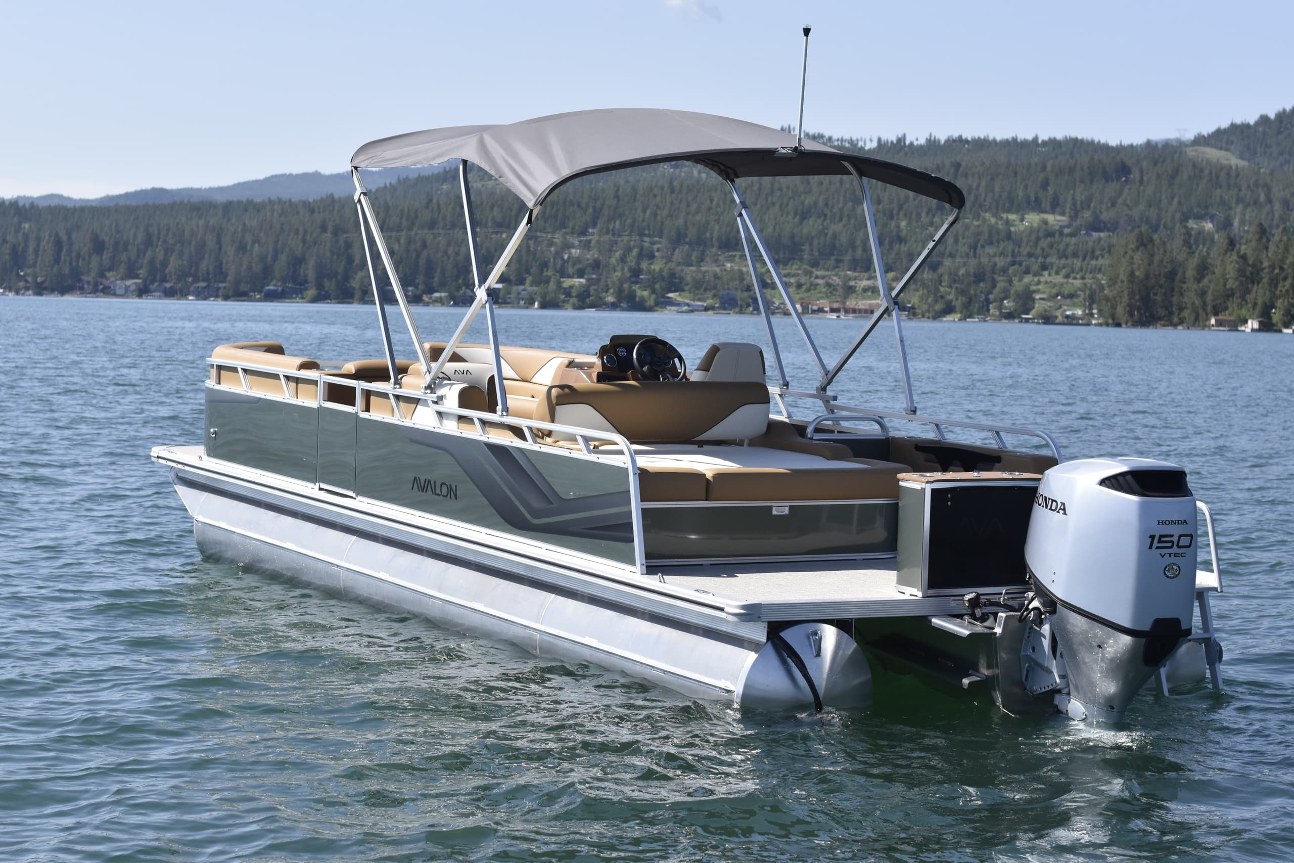 Water Activities with Paddle Board Outfitters: Pontoon Cruises