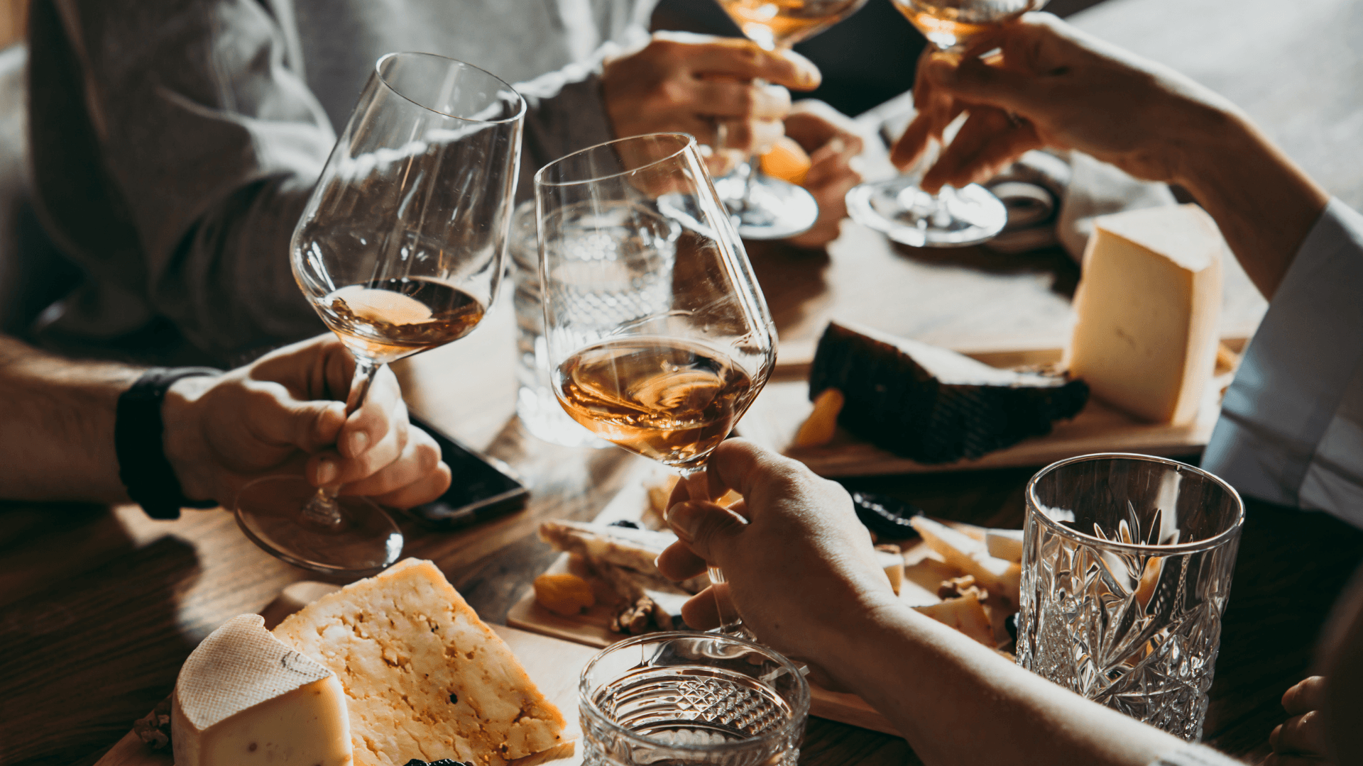Christmas Cheers: Wine, Beer, Gin & Cheese Tasting at York Distillery