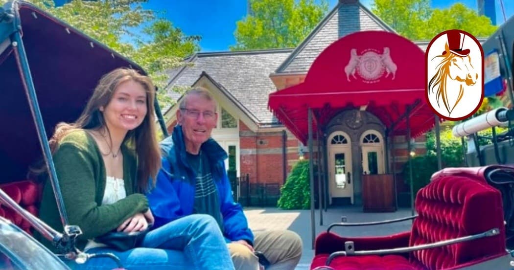 Horse-Drawn Carriage Ride to Tavern on the Green or Boathouse in Central Park