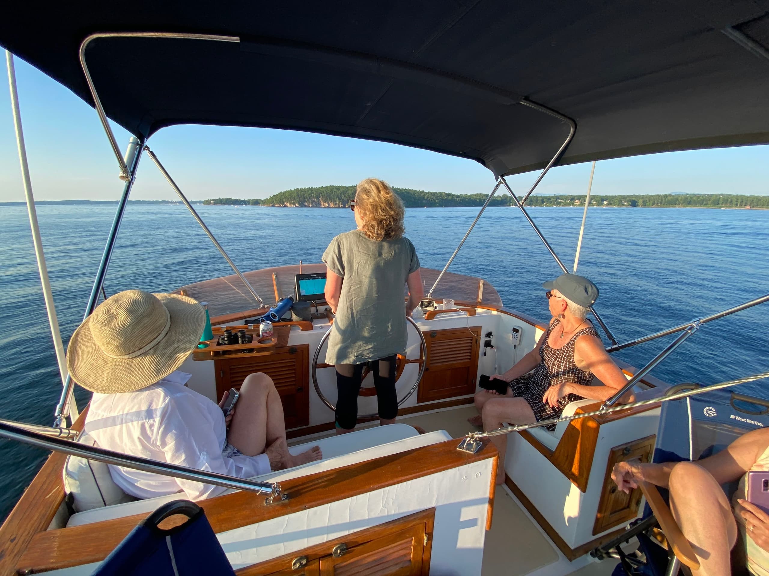 Relaxing 'Share the Boat' Cruises on Lake Champlain, VT