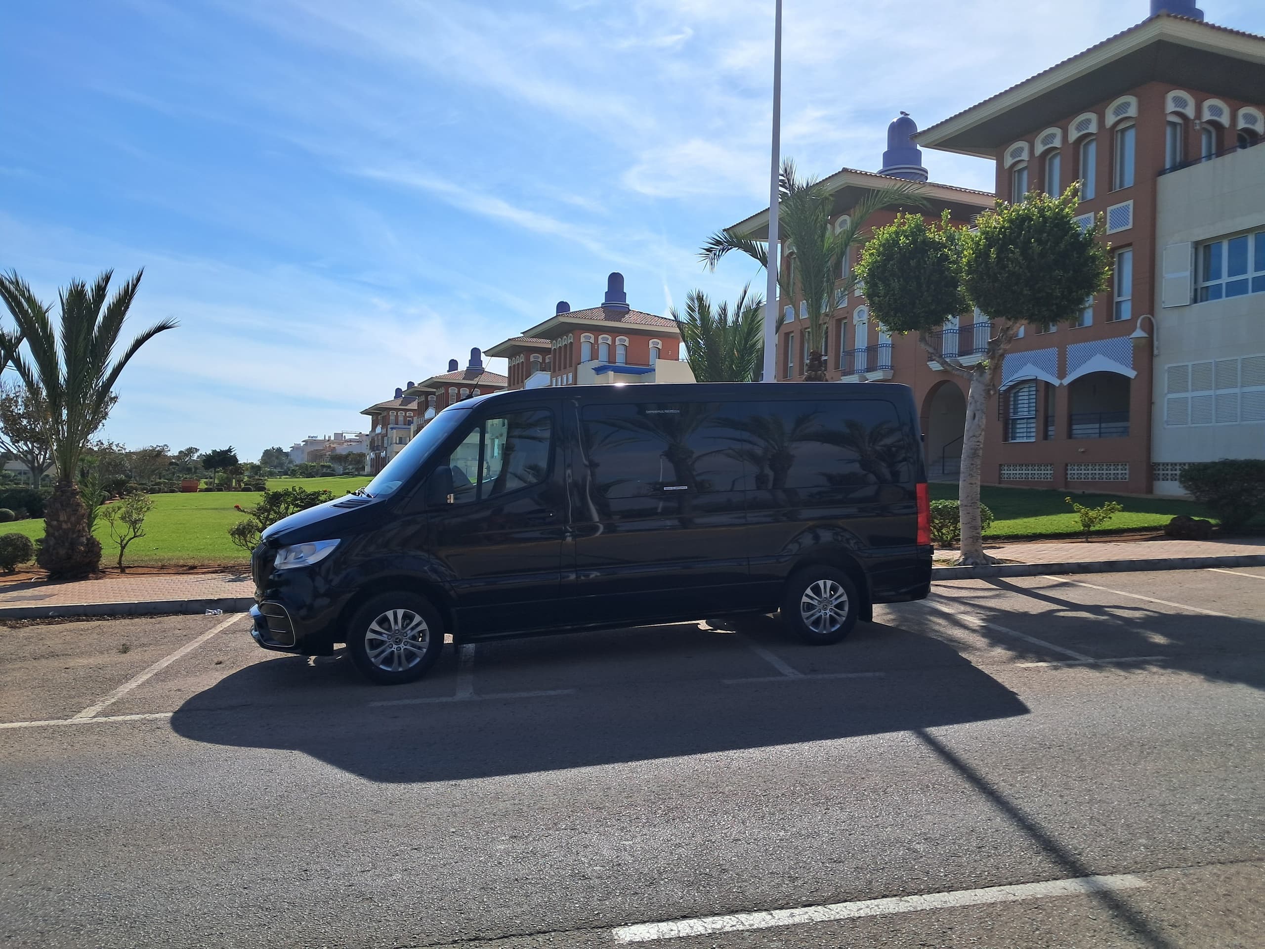 Door-to-Door Transfers: Almería Airport (LEI) to Aguadulce with Autos Casado Andalucía