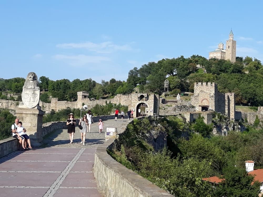 Medieval Bulgaria Day Tour from Bucharest by TransProtocol
