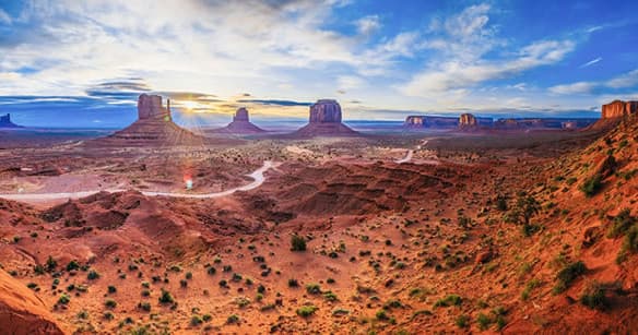 Experience Monument Valley from Hunt’s Mesa: An Epic Evening Tour Above the Desert Floor