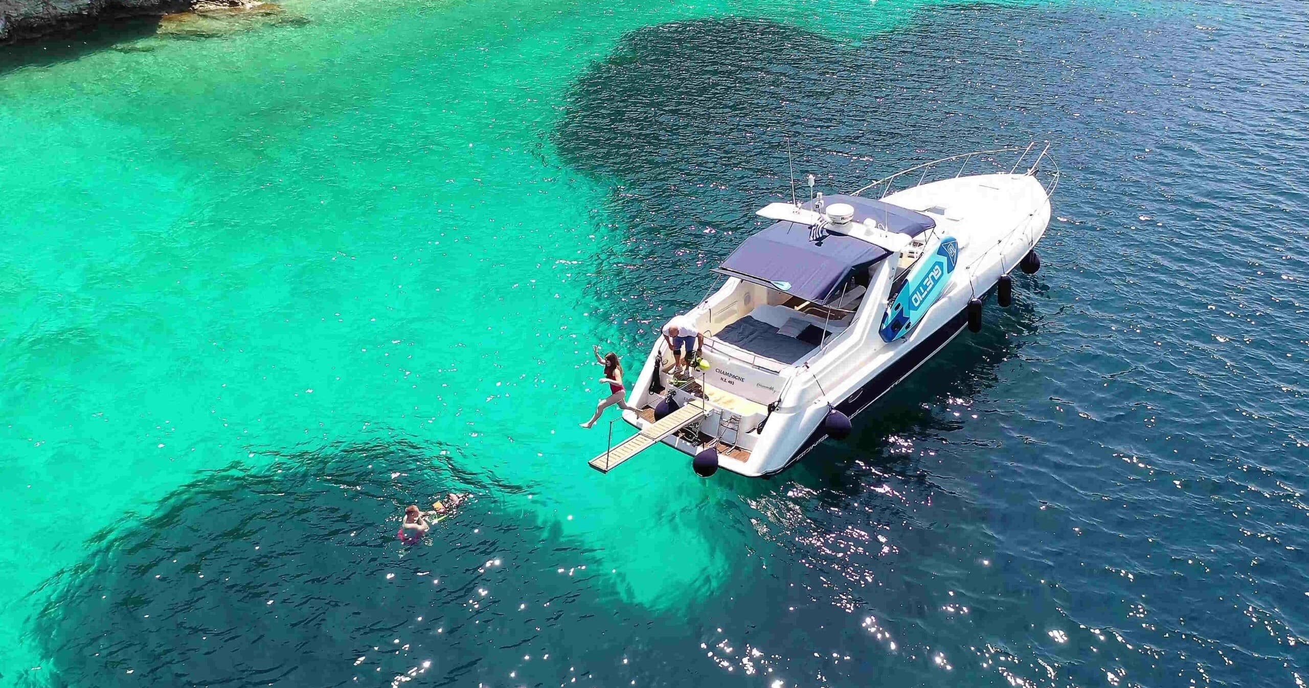 Private Catamaran Cruise in Lefkada by CruisingMode