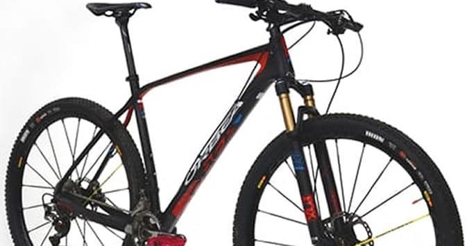 High-End Mountain Biking with La Bicicleta Donostia