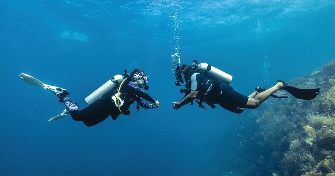 Water Activities: Dive Lord Howe's Advanced Open Water Course