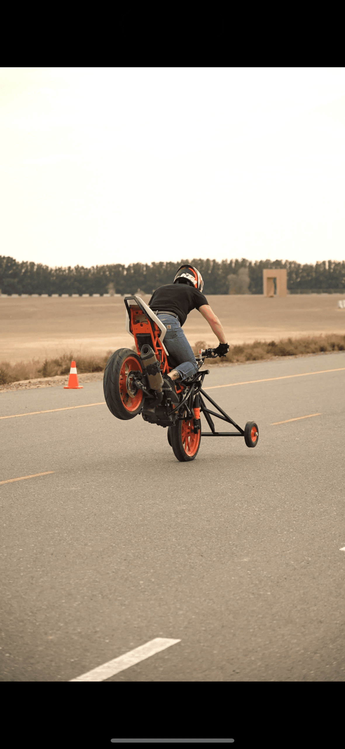 1-Hour Stoppie Taster in 'Ud al Bayda' — Dubai Group Stunt & Brake Clinic photo 1