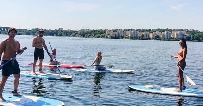 Paddle Along Stockholm’s Waterways with Lek Mer’s SUP Adventure
