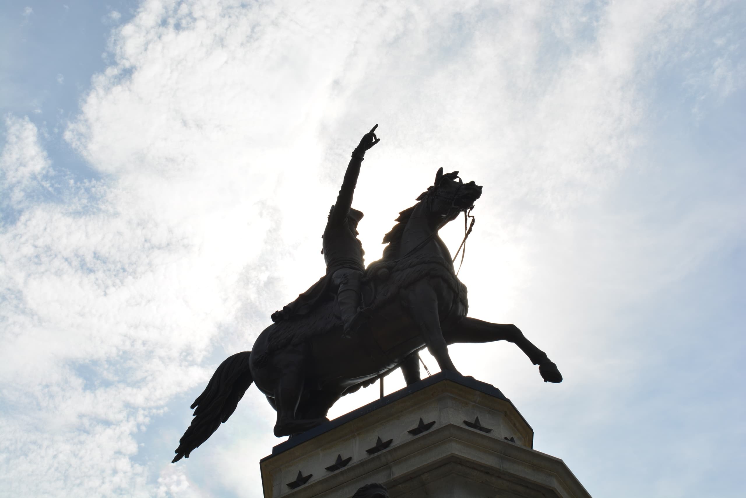 Explore Richmond’s Capitol Hill: A Guided Walking Tour Through History and Architecture