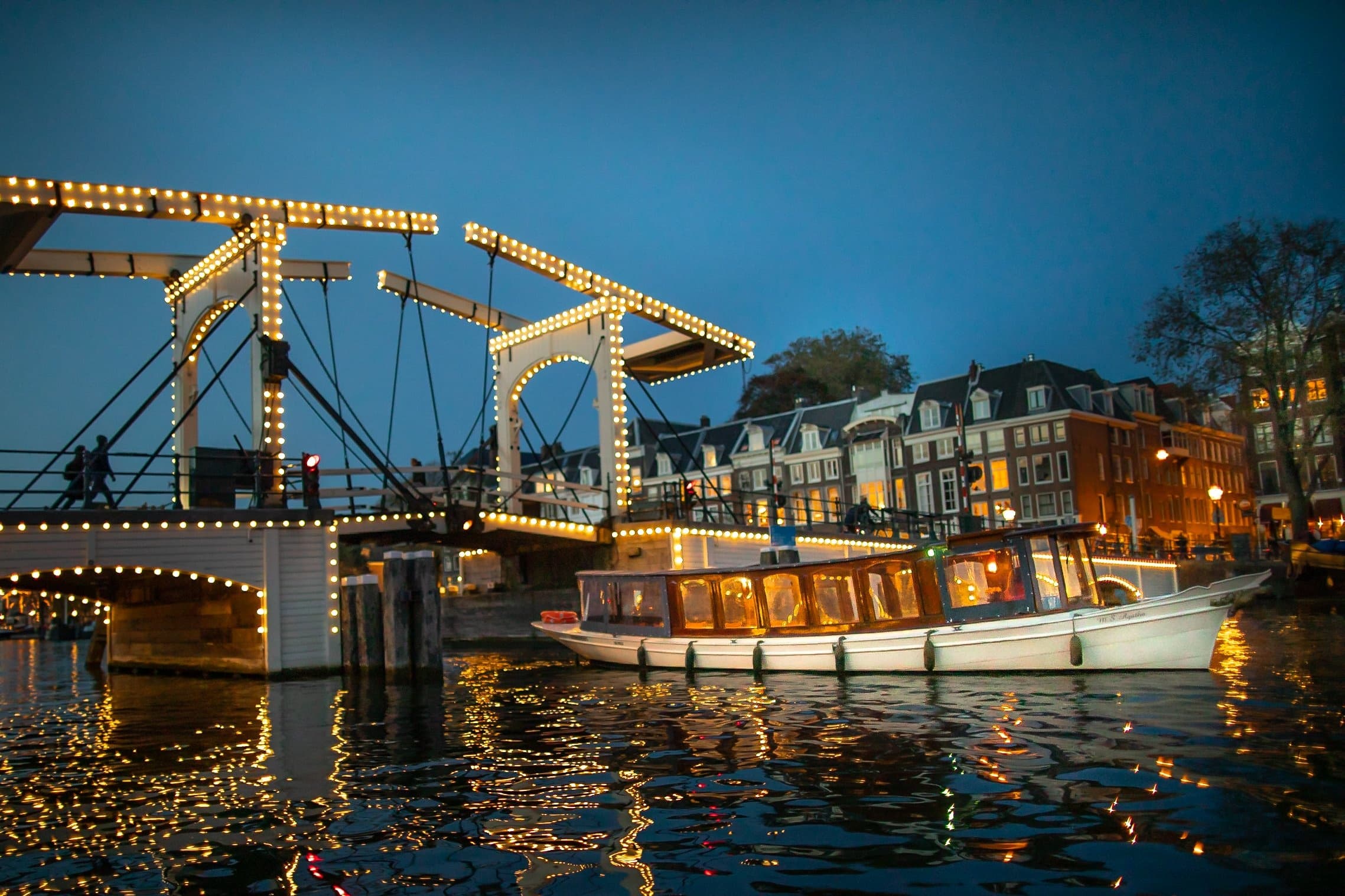 Evening Canal Cruise in Amsterdam with Flagship Amsterdam