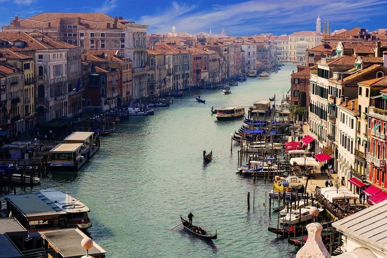 Private Florence to Venice Transfer — Licensed NCC Car & Van Service