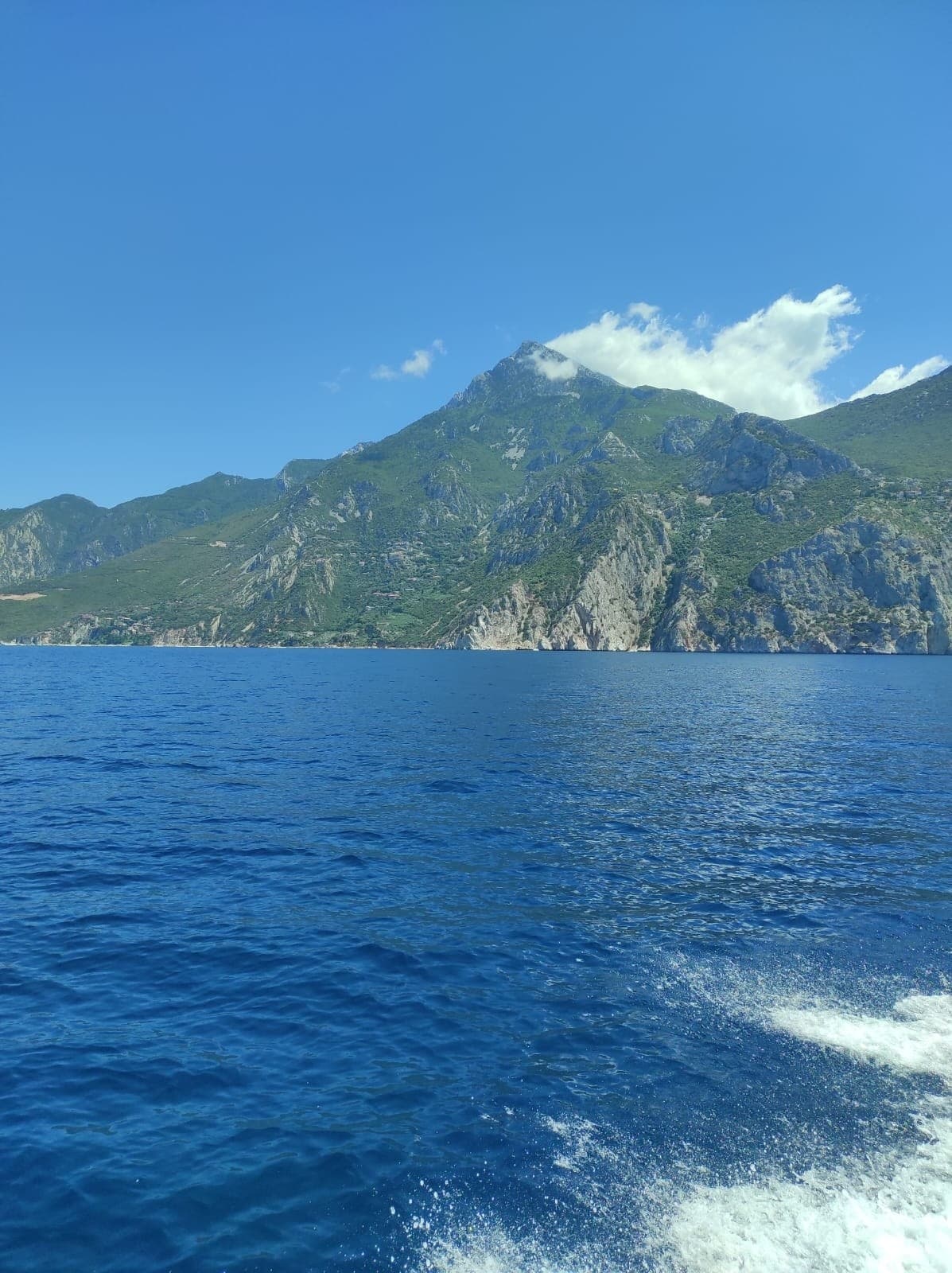 Aegean Long-Range Cruise from Άγιος Νικόλαος to Ammouliani, Drenia & Mount Athos (4 hrs) photo 4