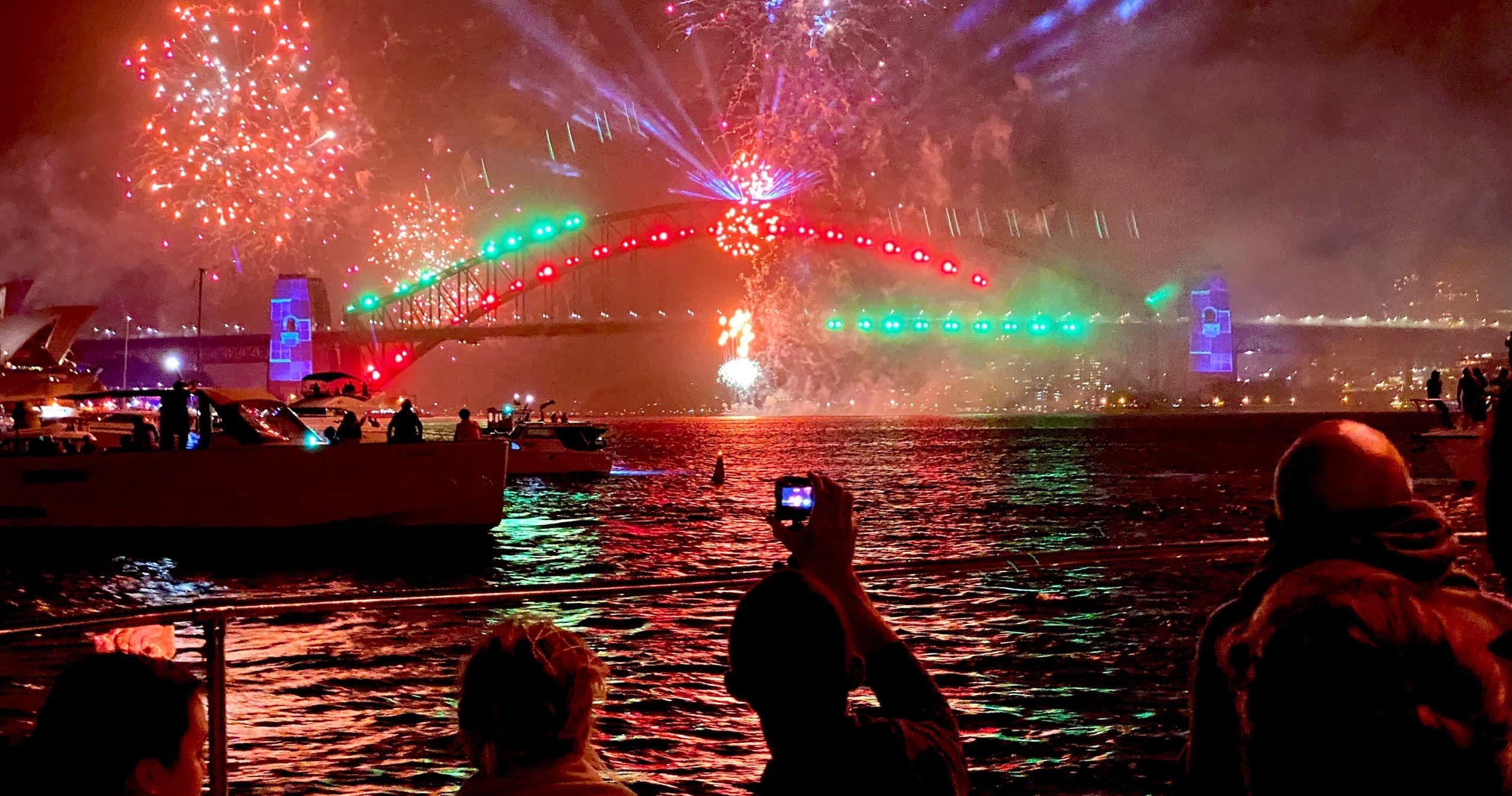 Celebrate New Year’s Eve on Sydney Harbour with BAREFOOT BLUE Fireworks Cruise photo 4