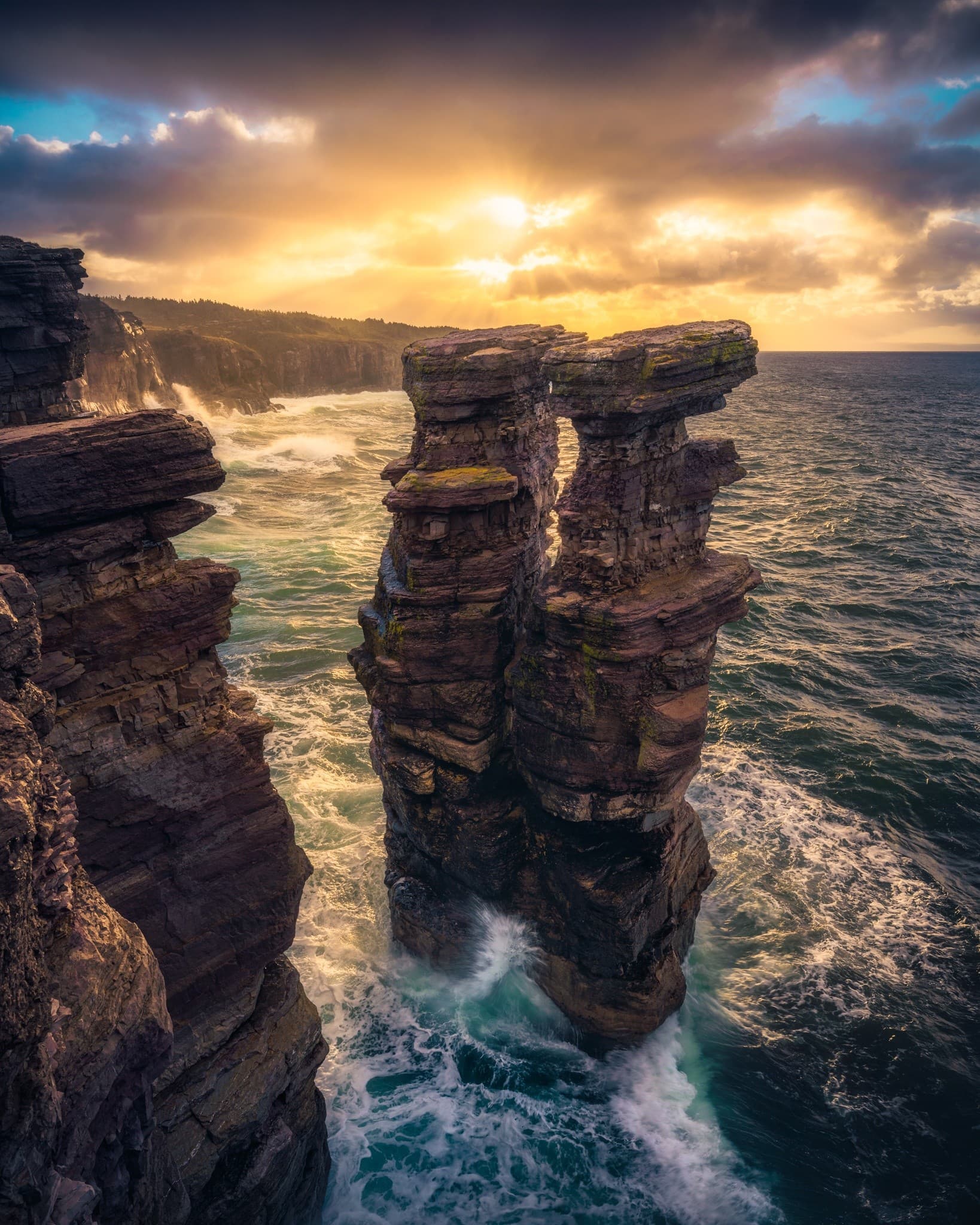 Fall Colors and Fjords: Gord Follett’s Newfoundland 6-Day Photo Tour