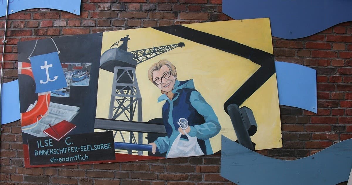 Cultural Walking Tour of Hamburg's St. Pauli & Fischereihafen