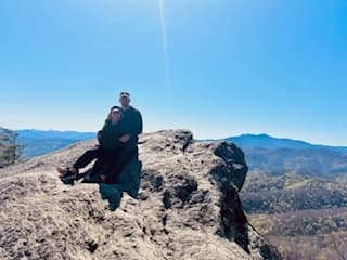 Outdoor Tour of Blowing Rock by TP's Day Trip Adventures