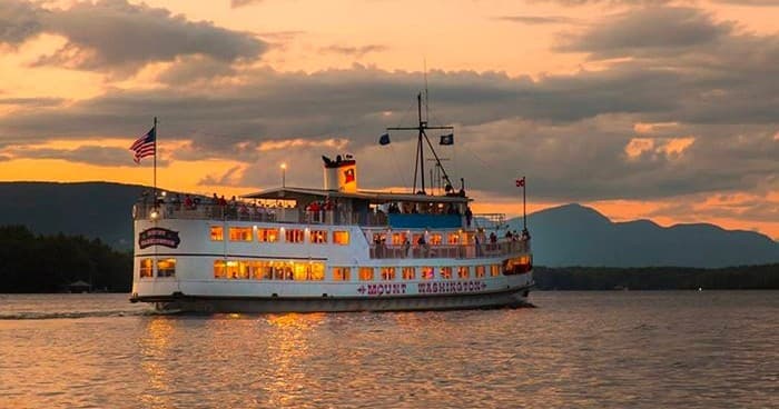 Celebrate Mothers Day with a Scenic Brunch Cruise on Lake Winnipesaukee