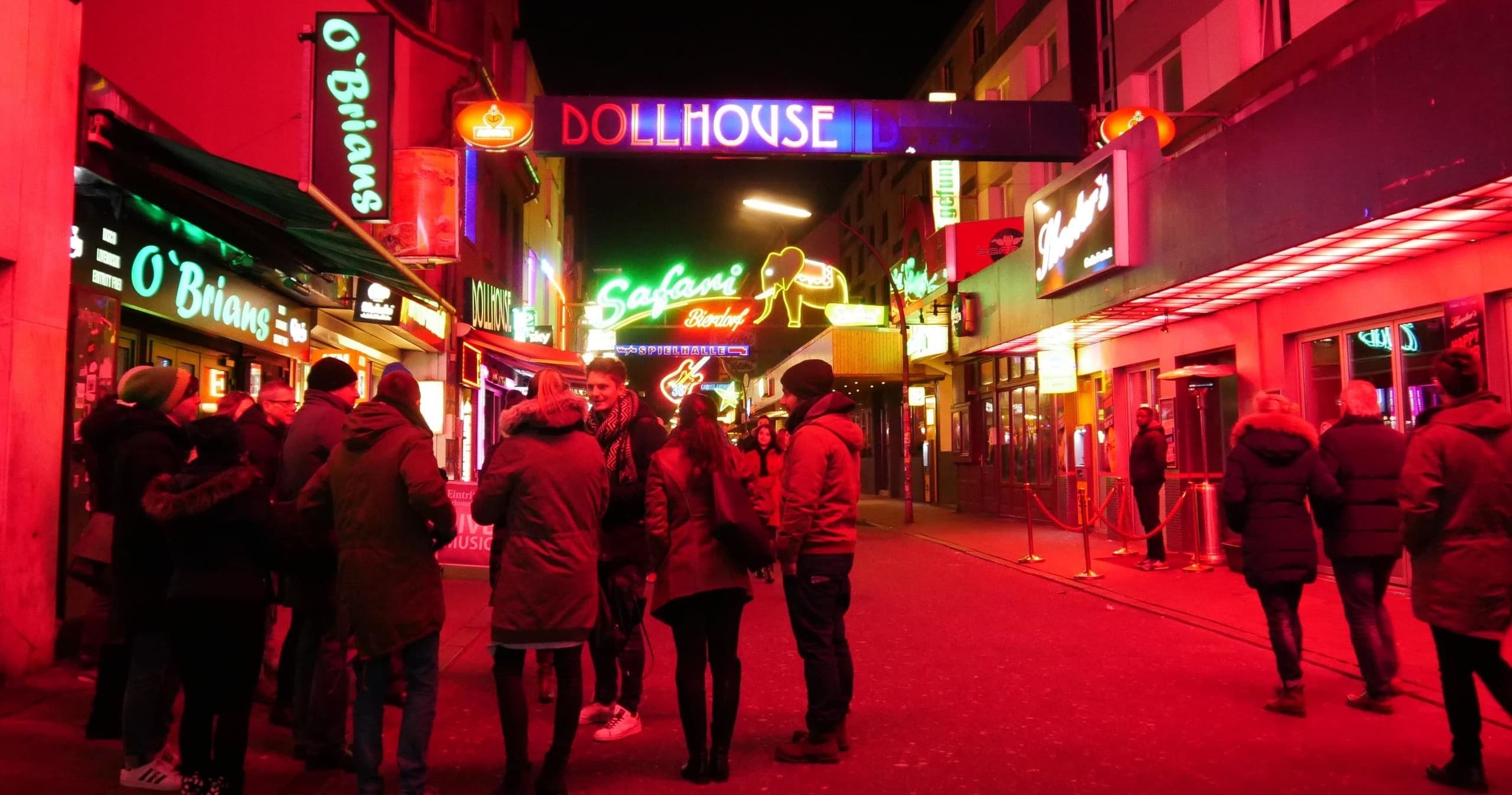 St. Pauli Night Walk with Adventure World Tours