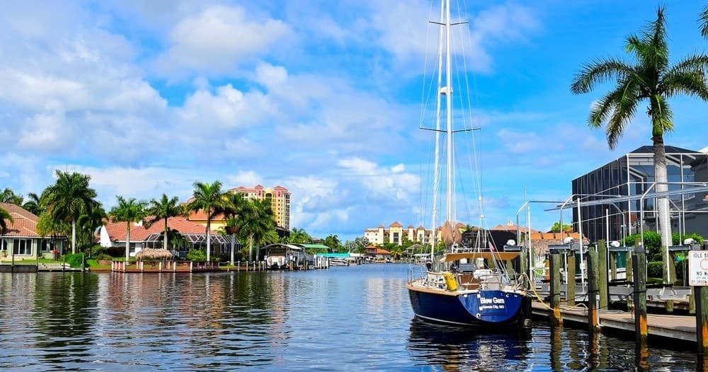 Canal Boat Cruise with Captain J's in Fort Myers Beach