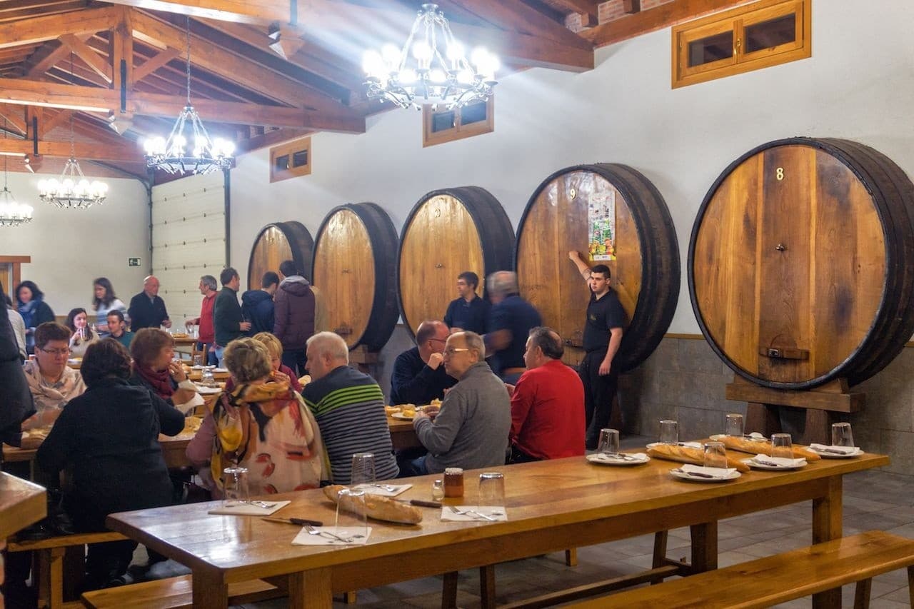 Txuleta, Cider and Tradition: Authentic Basque Cider House Experience Near Pamplona