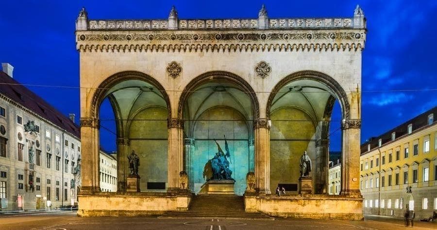 Munich WWII History Tour with Radius Tours