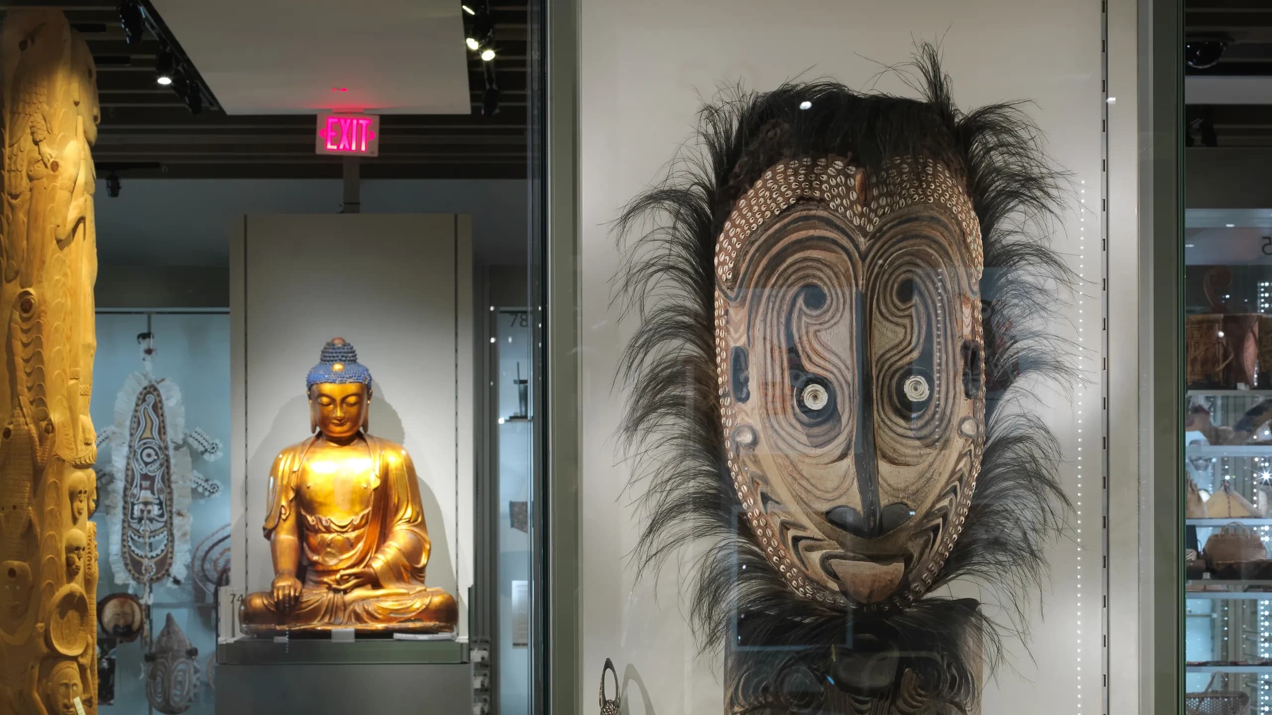 Pacific Northwest Indigenous Art: MOA & Douglas Reynolds Gallery Tour, Vancouver photo 2