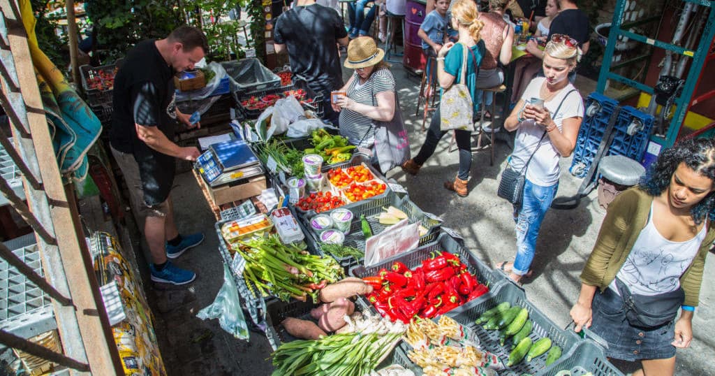 City Food & Wine Tour in Budapest by Taste Hungary