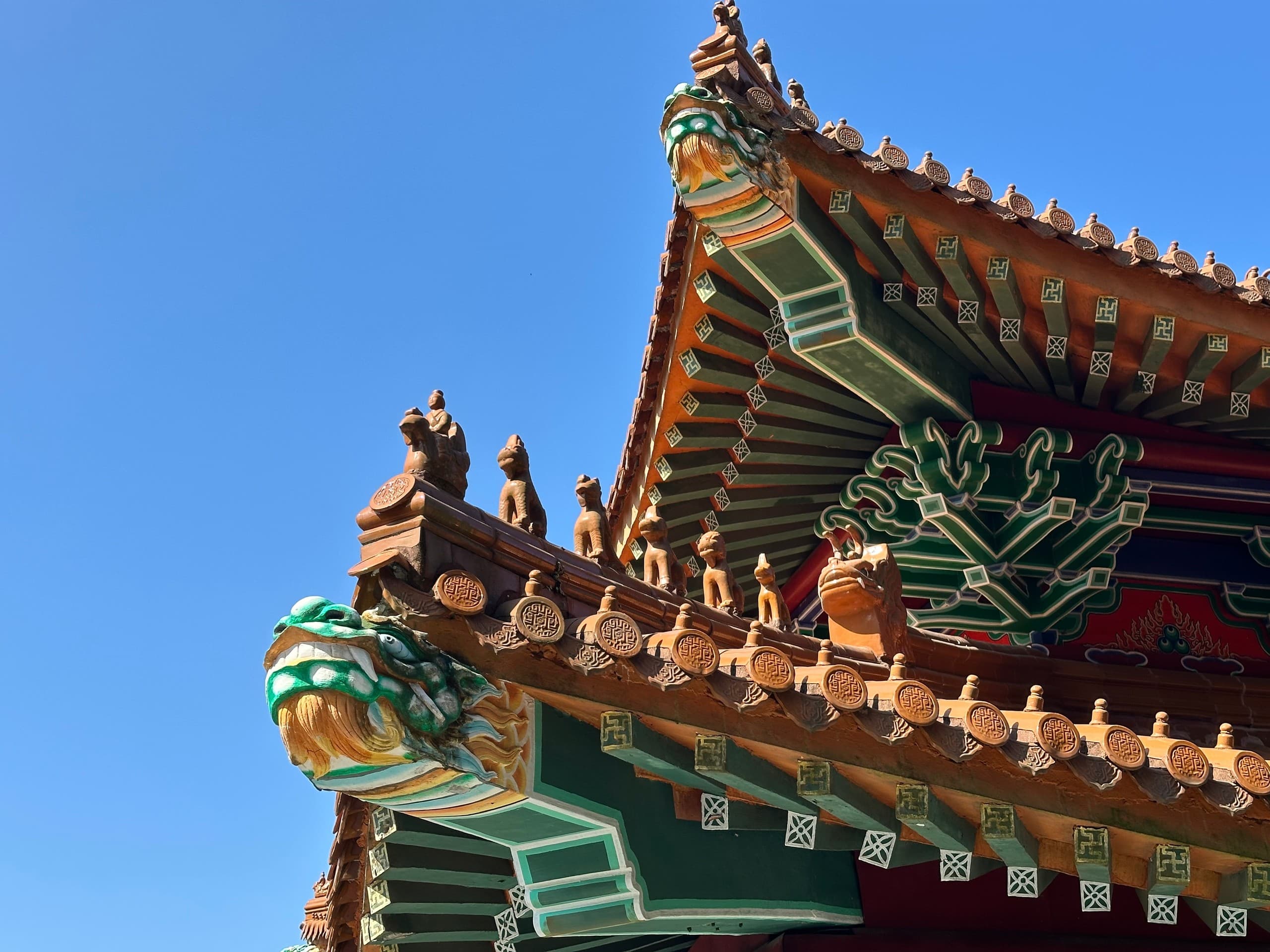 Half-Day Hong Kong Highlights: Victoria Peak & Big Buddha Private Tour photo 4