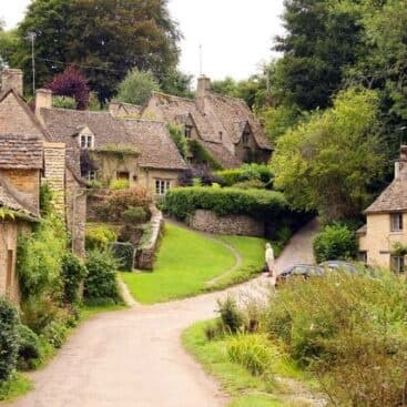 Cotswolds Luxury Private Tour with Around London Tours